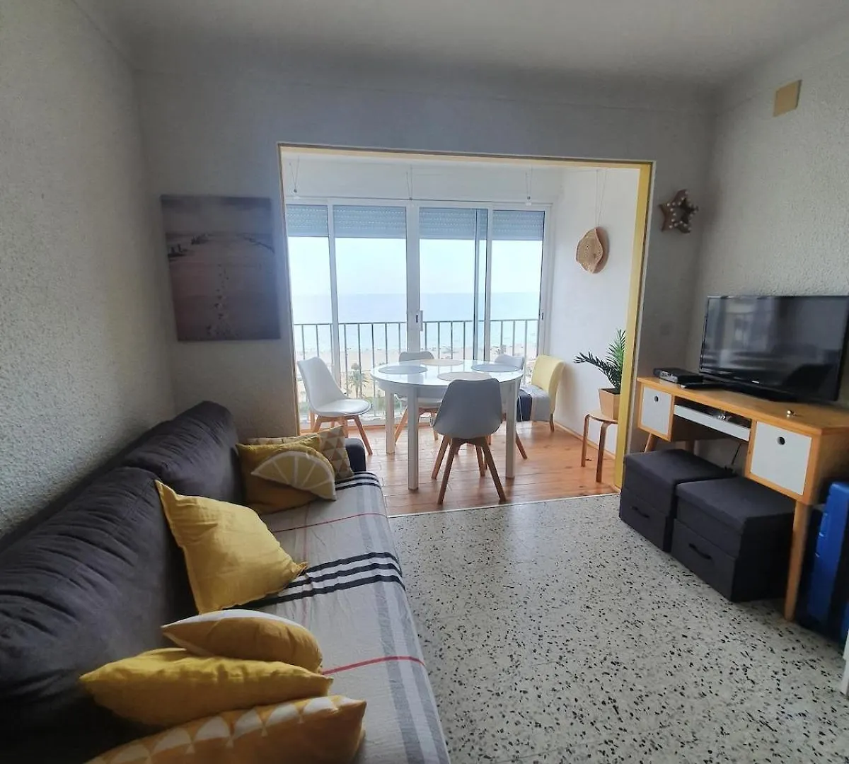 Apartamento Appartement Premiere Ligne De Mer Avec Une Splendide Vue Mer Ampuriabrava