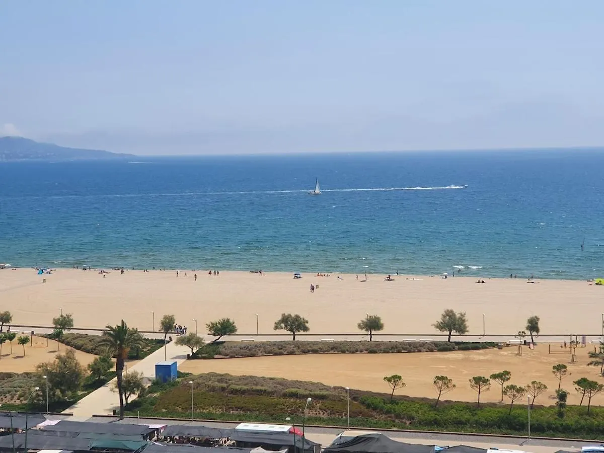 Appartement Premiere Ligne De Mer Avec Une Splendide Vue Mer Ampuriabrava